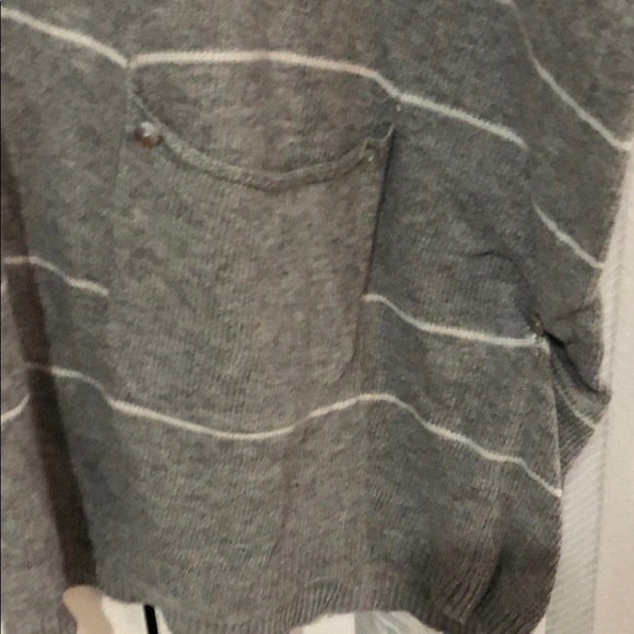 Sweater - Picture 2 of 4